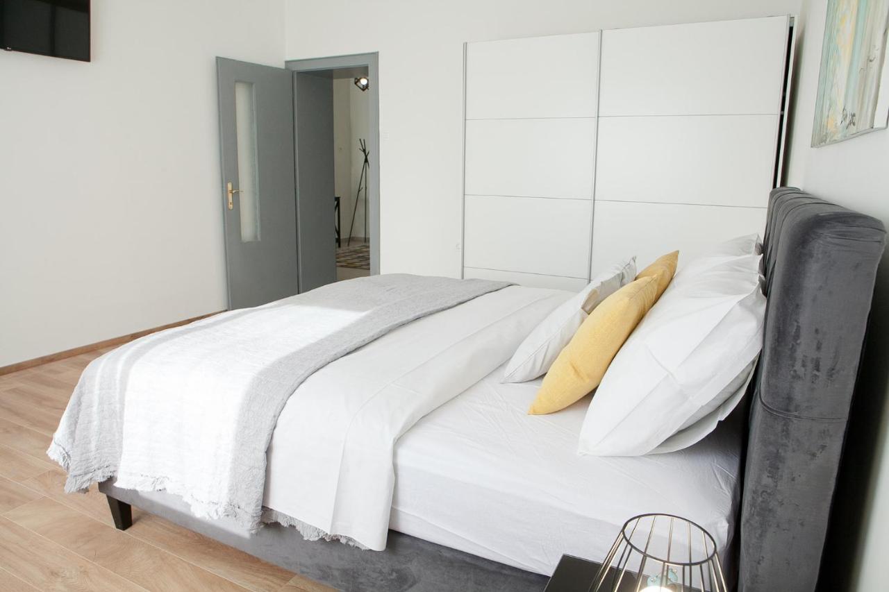 Apartment Mila ザダル エクステリア 写真