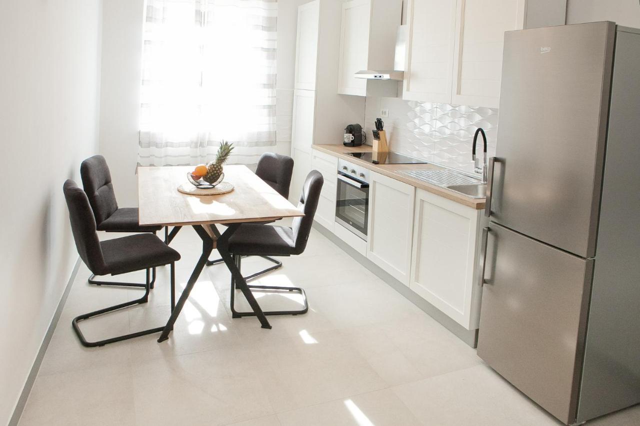 Apartment Mila ザダル エクステリア 写真